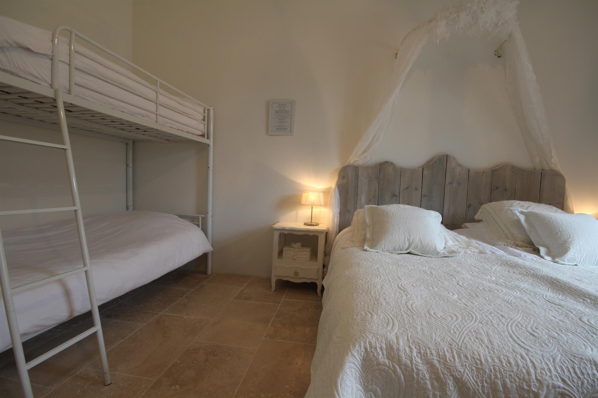 Gîte Petit Bonheur, 1Ch. Belledonne - Pour 4 pers._13