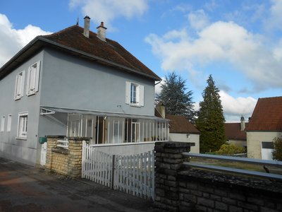 maison depuis la rue