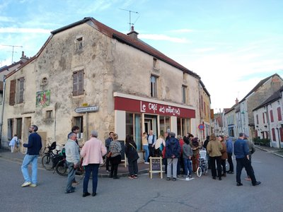 RECEY-SUR-OURCE - Le Café des Initiatives