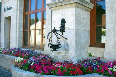 Fontaine d'Esnoms-au-Val