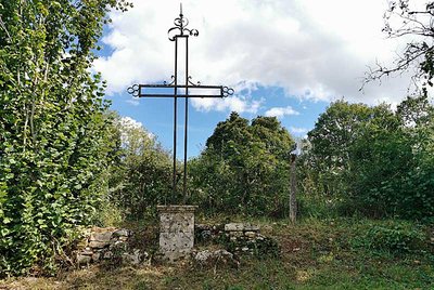 Croix à Noidant-le-Rocheux