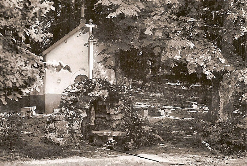Chapelle et source de Montrot