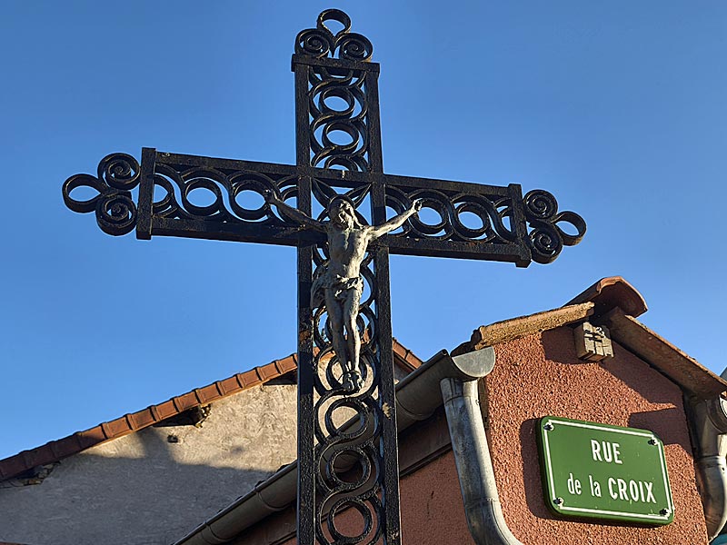 Calvaire en fer forgé de Lannes